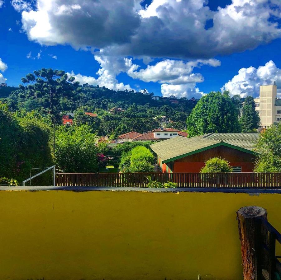 Campos House Hotel Campos do Jordão Buitenkant foto